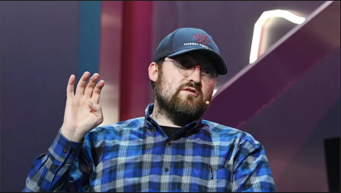 Cardano founder Charles Hoskinson